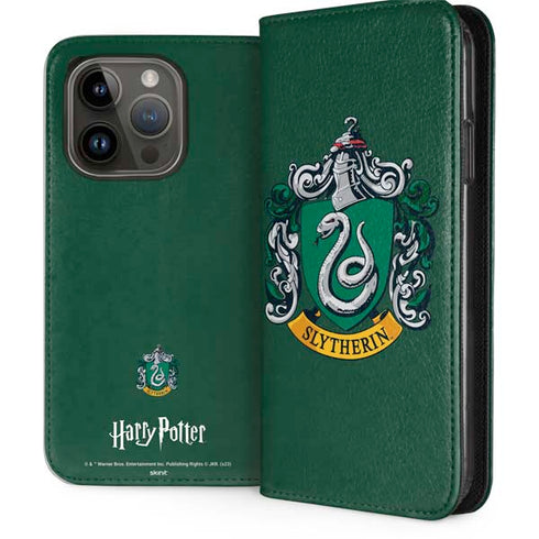 Wizarding World Harry Potter Slytherin House Crest iPhone 15 Pro Folio Case